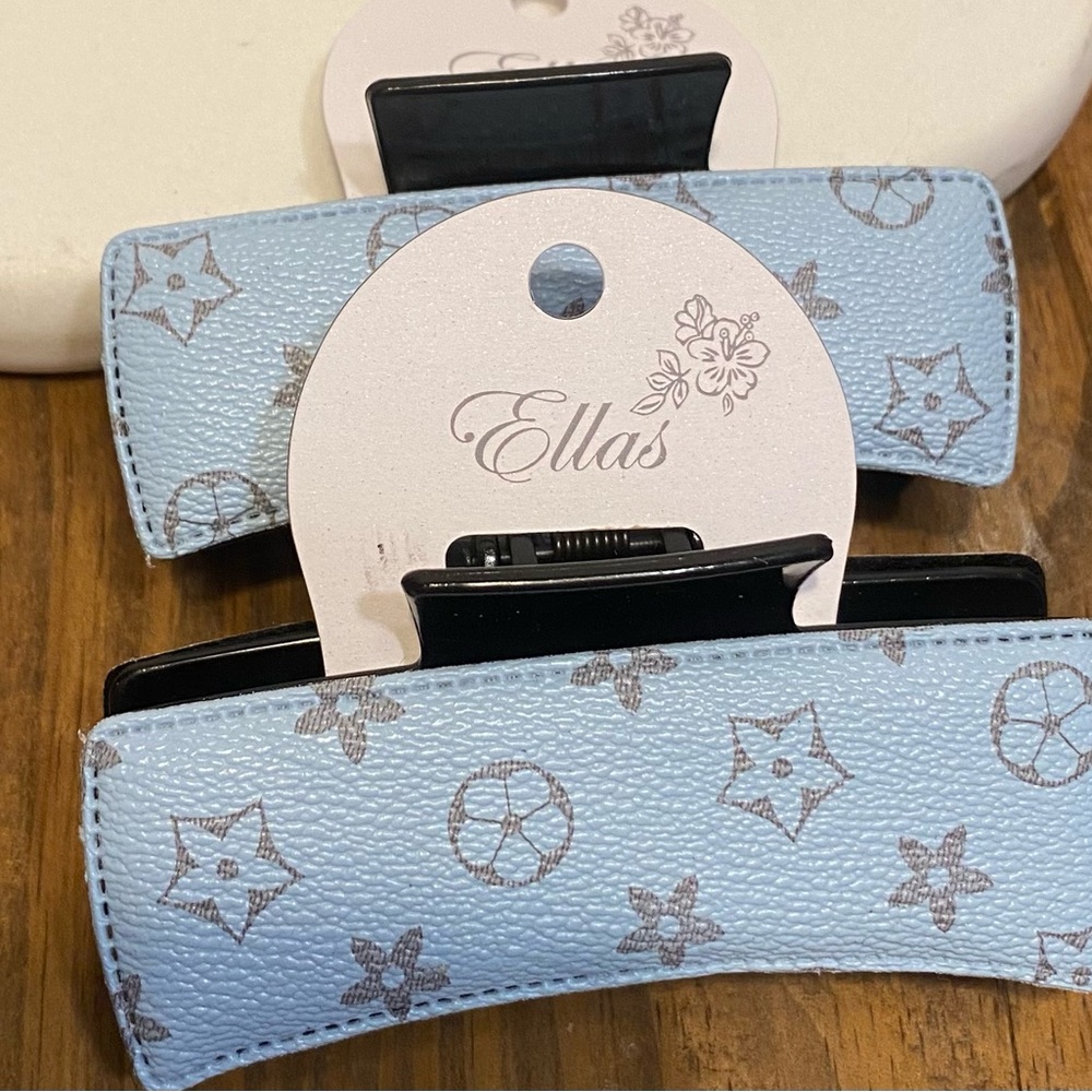 Ella Light Blue Floral Logo Hair Claw with Black Clasp